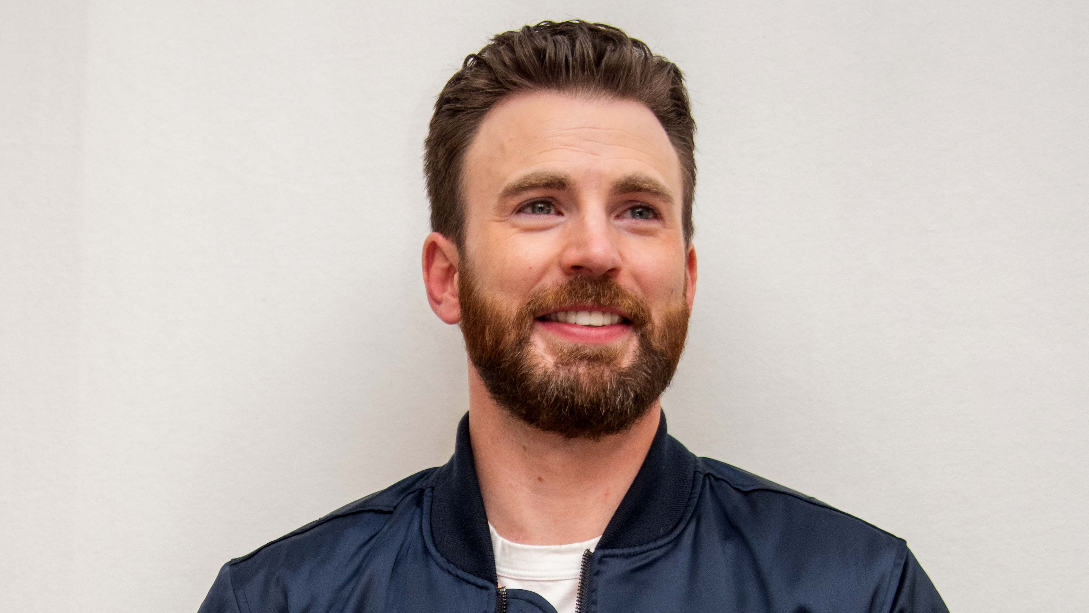 When 'Captain America' Chris Evans Asked Former S*xiest Man Paul