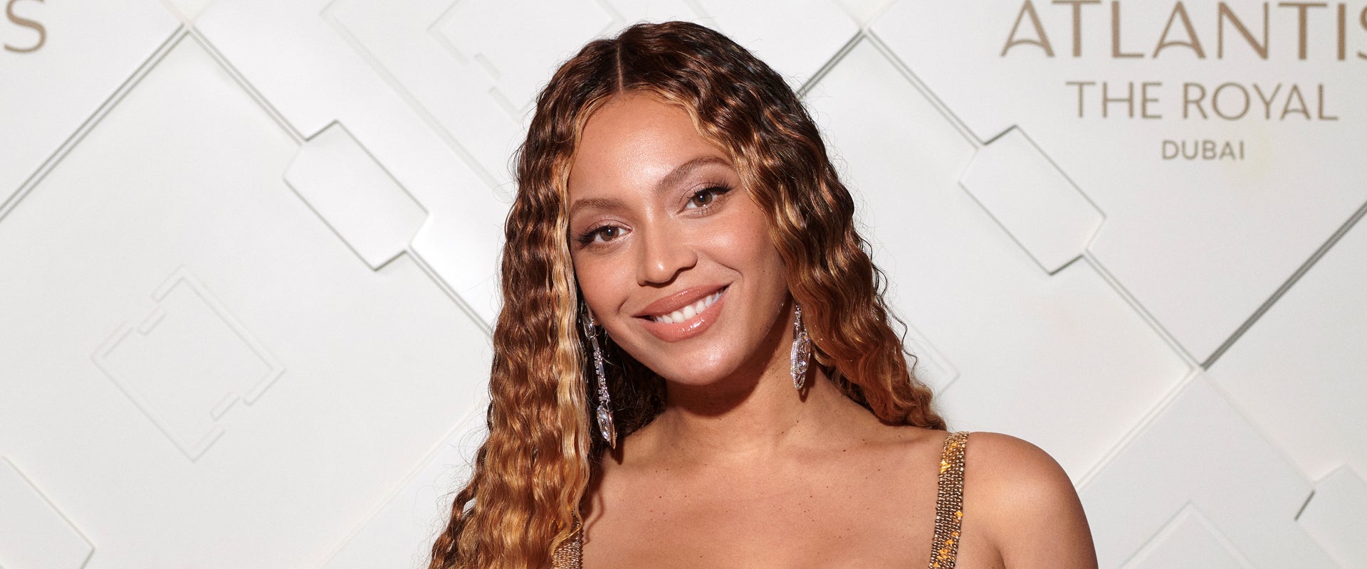 Beyoncé Makes History at a Star-Powered Grammy Ceremony - The New
