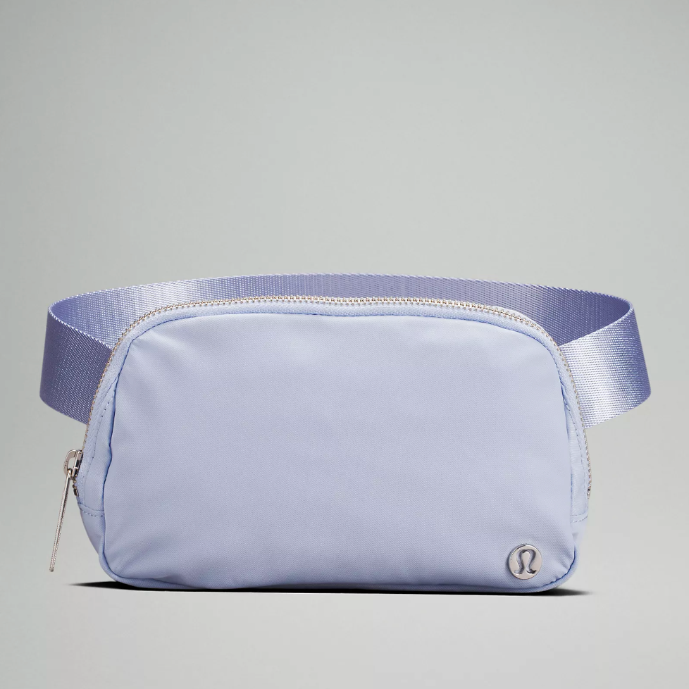lululemon Everywhere Belt Bag - Pastel Blue