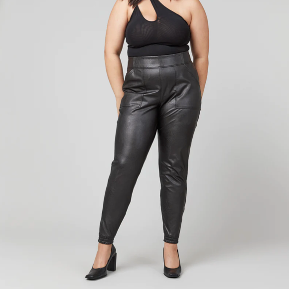 Oprah's Favorite Spanx Pants Are On Sale for 30% Off Right Now
