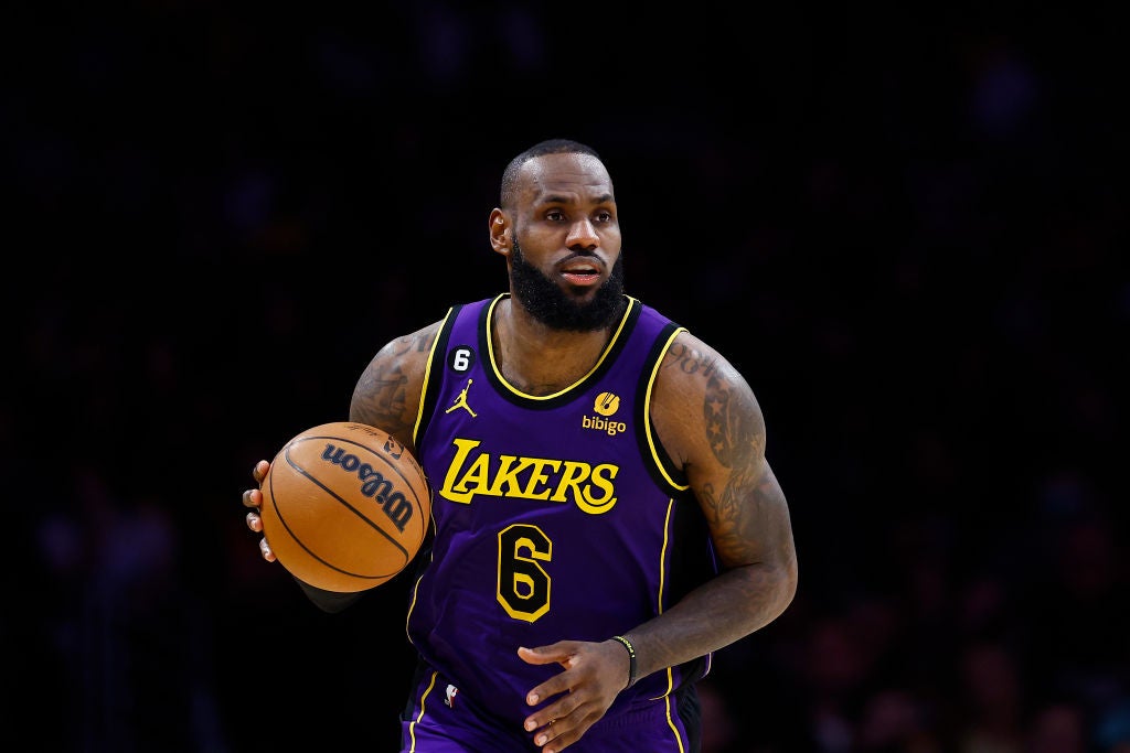 How to watch the NBA: Live stream every game of the 2021-2022 season online  anywhere