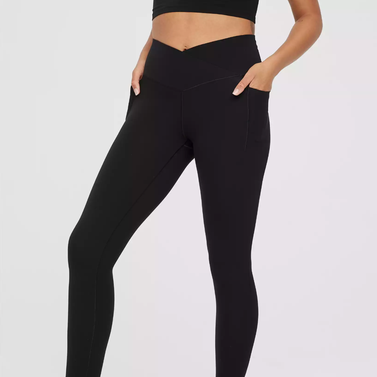 Aerie's TikTok-Favorite Crossover Leggings Are On Sale for Up to 40% Off  Right Now