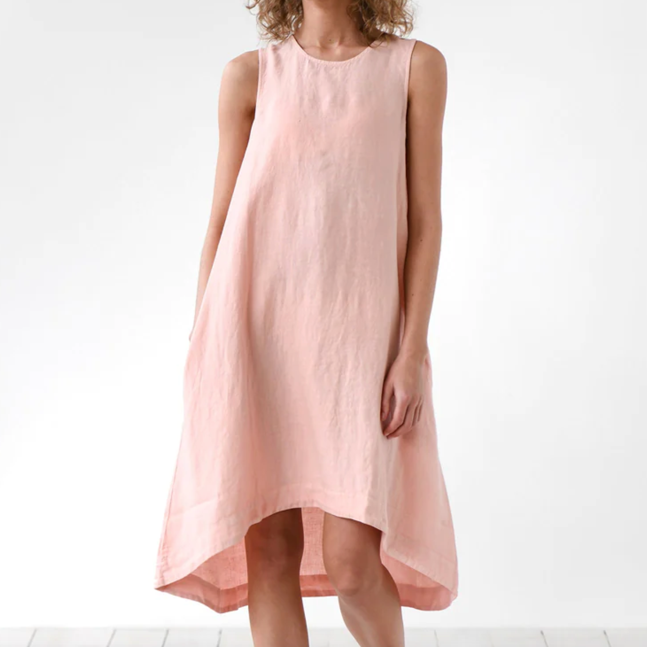 MagicLinen Royal Toscana Linen Dress in Light Pink