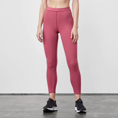 Alo Yoga's Biggest Sale of the Year Ends Today: Shop the Best Activewear  Deals for 30% Off