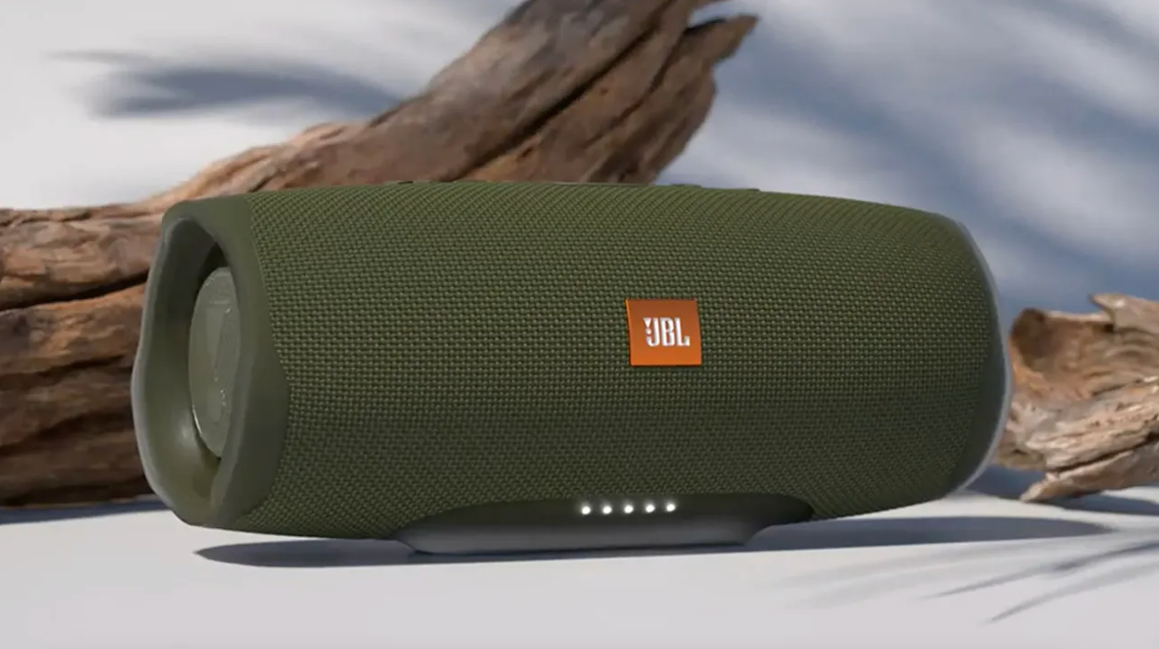 JBL Charge 4 Bluetooth Are On Sale for All-Time Low Price $91 Right Now | Entertainment