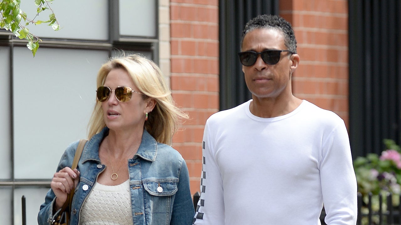 Amy Robach and TJ Holmes Hold Hands in NYC: Photos