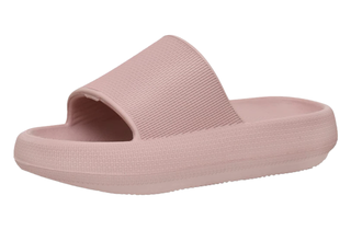 CUSHIONAIRE Women's Feather Recovery Slide