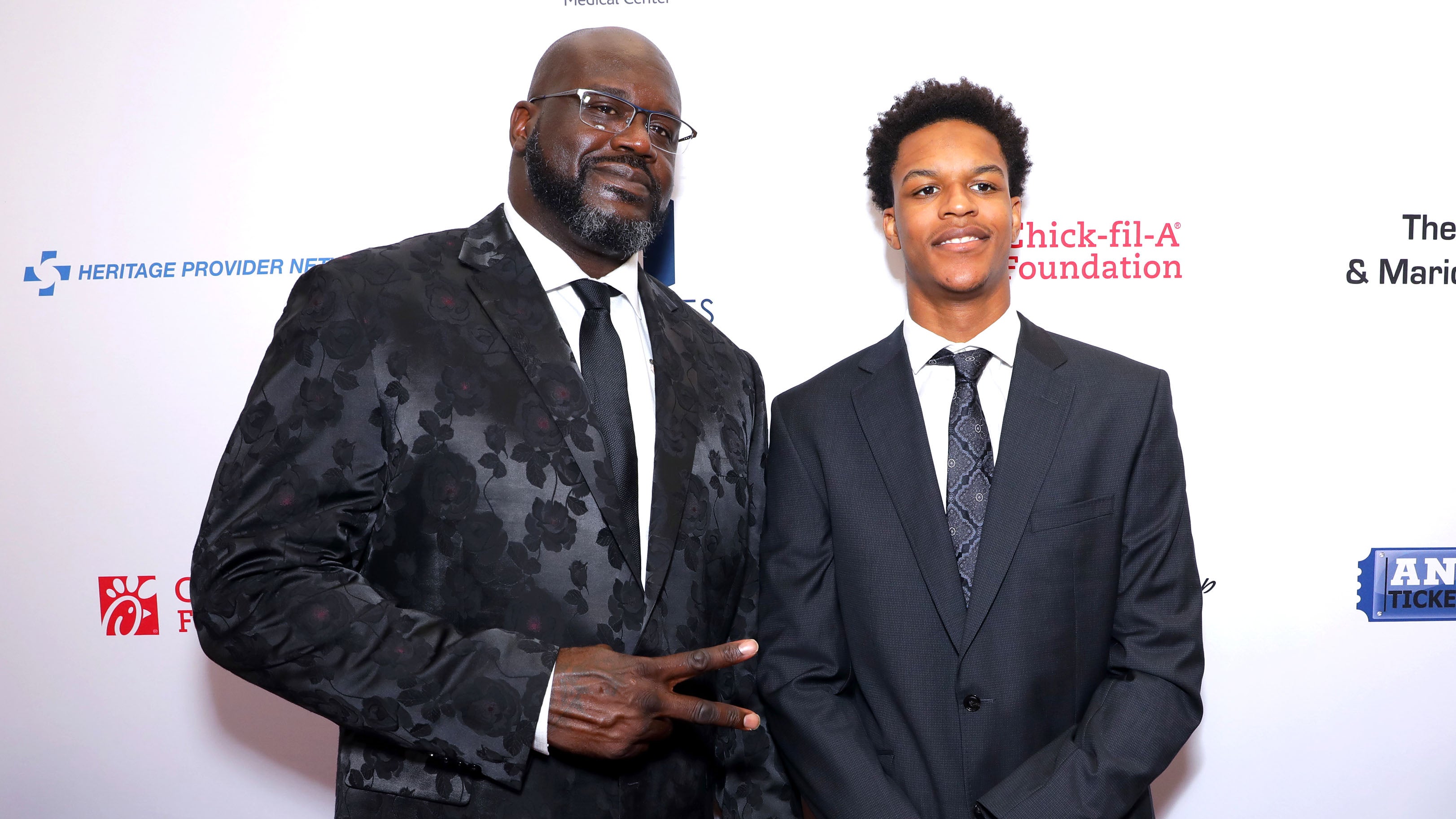 Shaquille O'Neal's son, Shareef, sends out message after undergoing heart  surgery