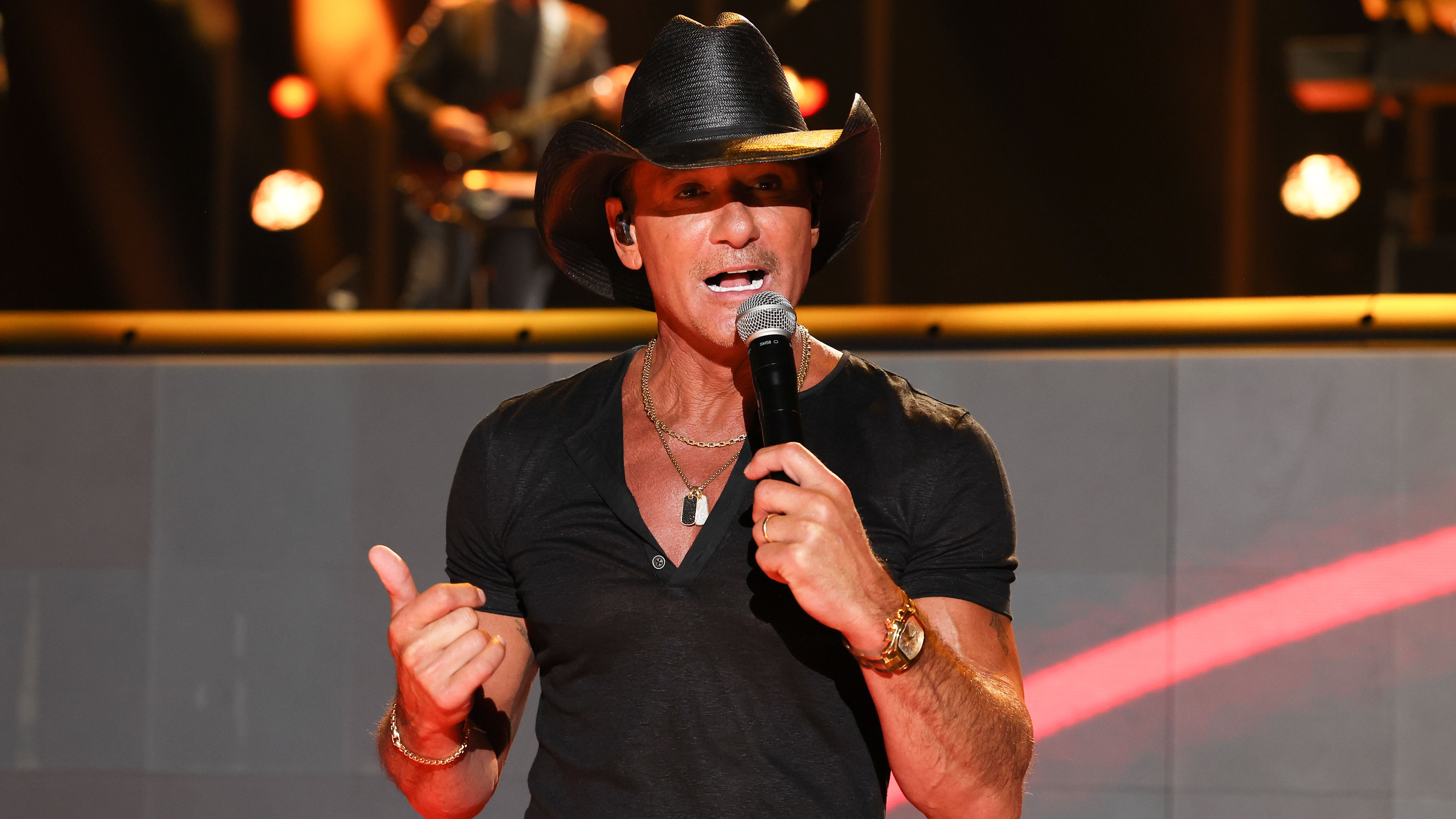 Tim McGraw Announces 2024 Standing Room Only Tour