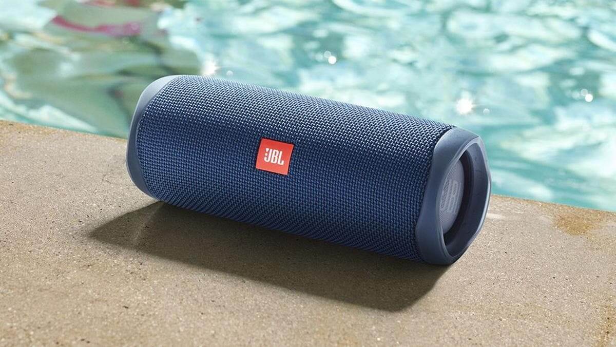 Cyber Monday speaker deal 2022: JBL Flip 6 is $40 of -- that's a 31%  discount