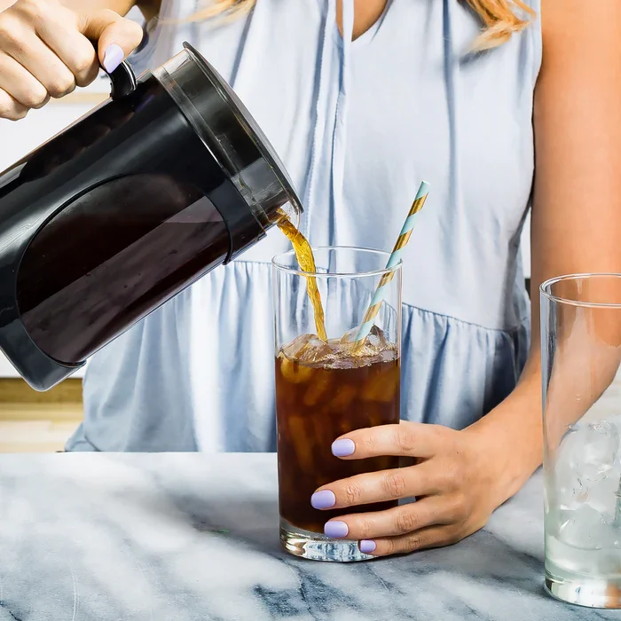 KitchenAid Cold Brew Coffee Maker has a built-in steeper and holds up to 28  ounces » Gadget Flow