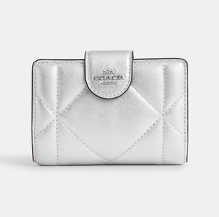 Medium Corner Zip Wallet With Puffy Diamond Quilting