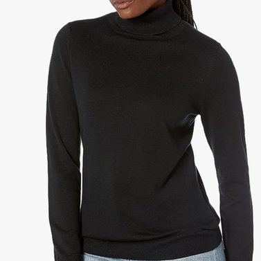 Amazon Essentials Women's Classic-Fit Lightweight Long-Sleeve Turtleneck Sweater