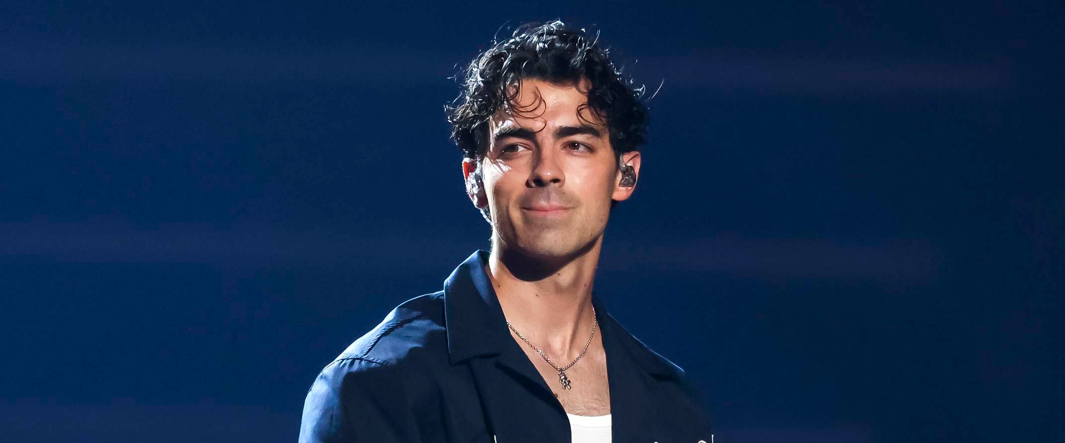 Jack Black Performs Peaches At Jonas Brothers Tour Closer [Videos]