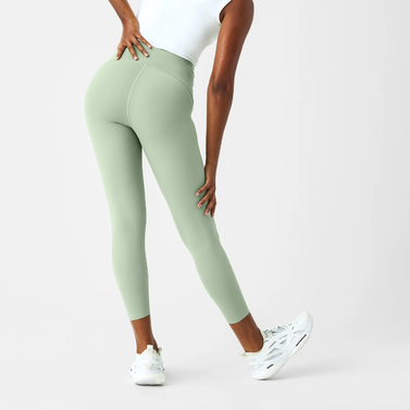 SPANX - Our secret to a good workout: our favorite leggings! Booty