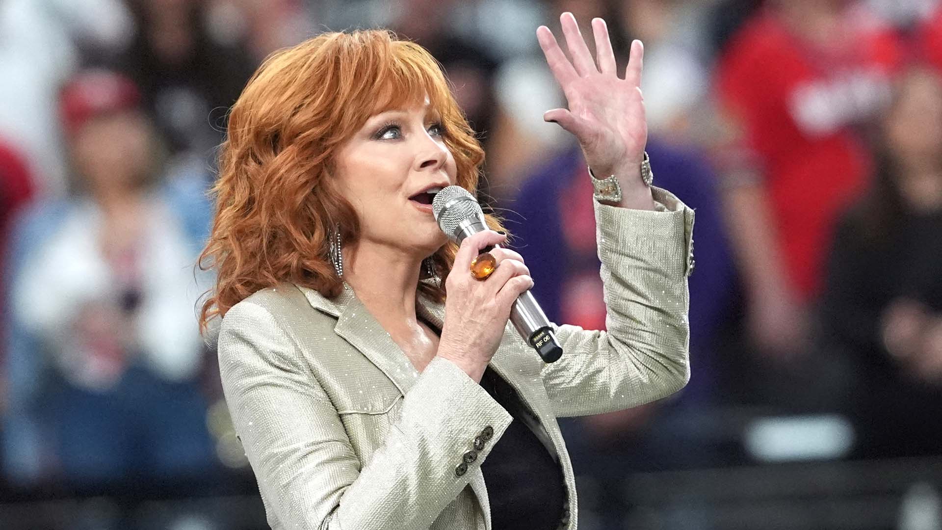 Reba McEntire Shuts Down Report Claiming She Called Taylor Swift 'an  Entitled Little Brat' | Entertainment Tonight