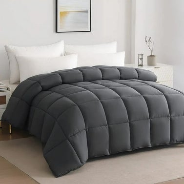 Serwall Down Alternative Comforter