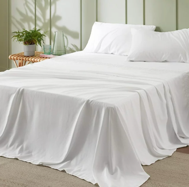 Bedsure 4 Pieces Hotel Luxury Pure White Sheets