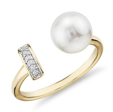 Freshwater Cultured Pearl And Diamond Bar Fashion Ring