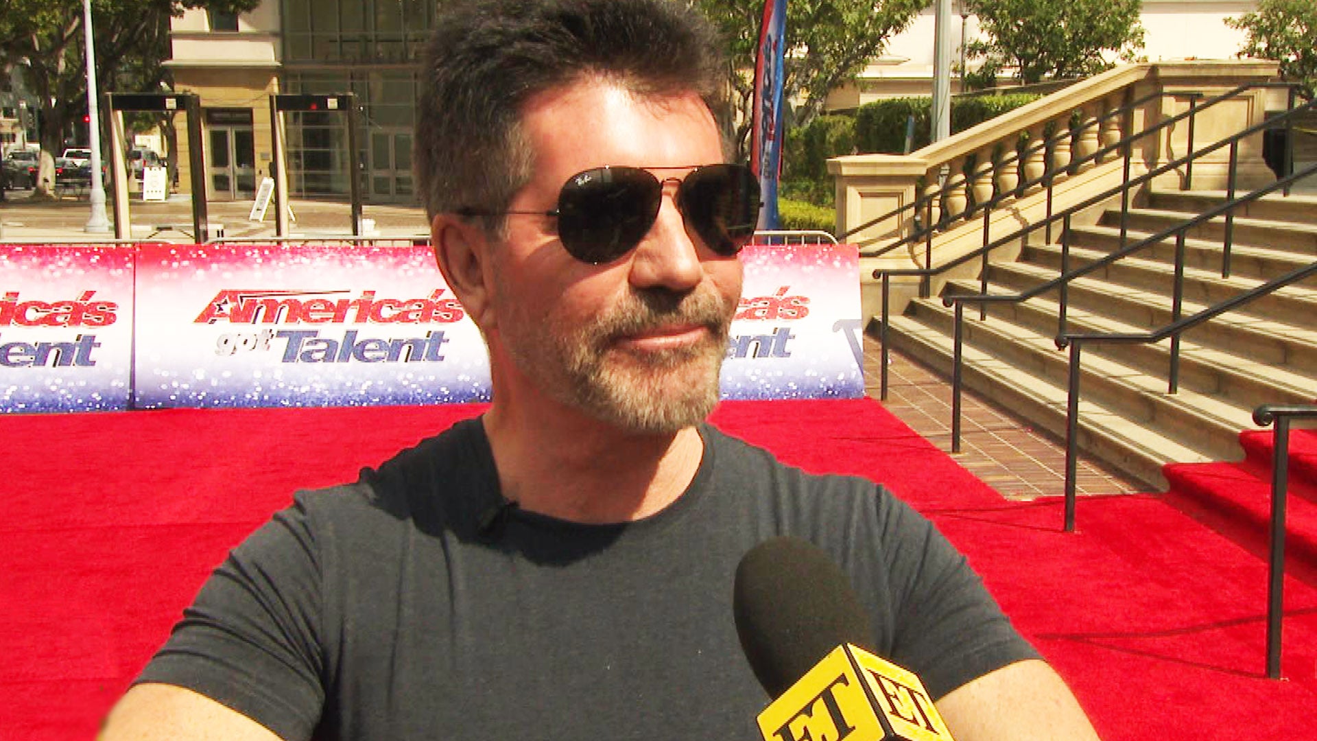 Simon Cowell on Why He Felt 'America's Got Talent' Needed a Second Golden  Buzzer (Exclusive)