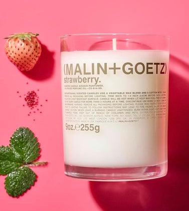 Malin+Goetz Highly Scented, Long Lasting, All Natural, Hand Poured, Luxury Wax Blend, Aromatic Candles - Strawberry