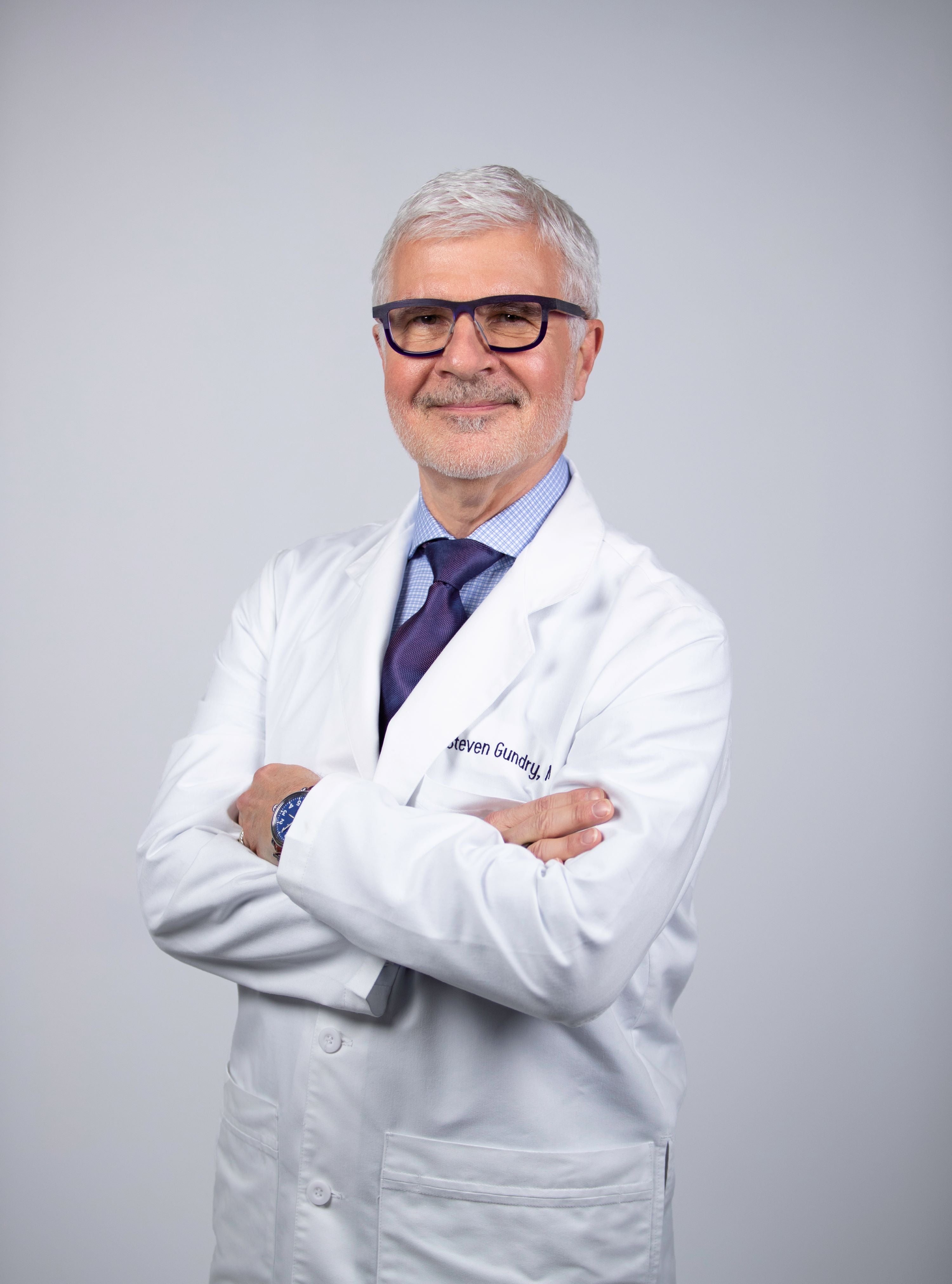 Dr. Steven Gundry Says 'Eating Your Sunscreen' Could Be the Secret to Glowing Skin