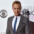 Joey Lawrence Debuts Unrecognizable Look at the People's Choice Awards