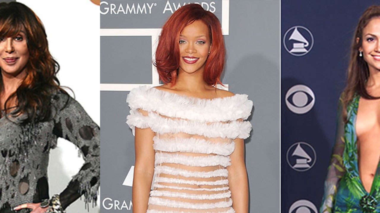 Fans divided over star's VMAs red carpet outfit: 'Trash bag
