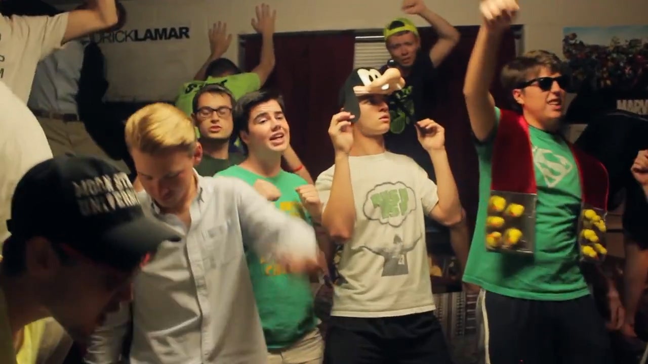 You Need to Watch These Frat Bros Lip Sync to Taylor Swift's 'Shake It