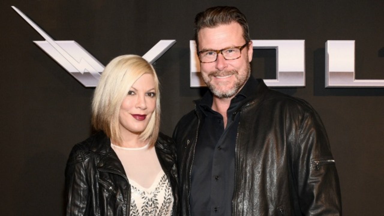 Tori Spelling & Dean McDermott Celebrate 9th Wedding Anniversary With(02)