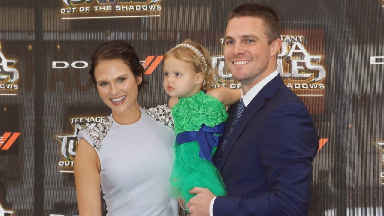 stephen amell family