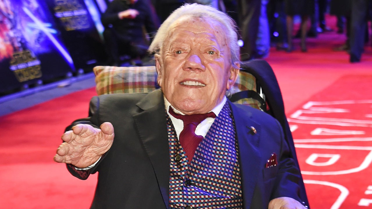 'Star Wars' Actor Kenny Baker Dies at 81, image size:1280x720