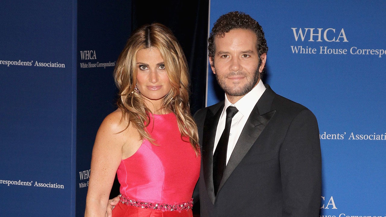 EXCLUSIVE: Idina Menzel Shows Off Engagement Ring Gushes Over Fiance Aaron  Lohr: 'I'm Super Happy!', image size:1280x720