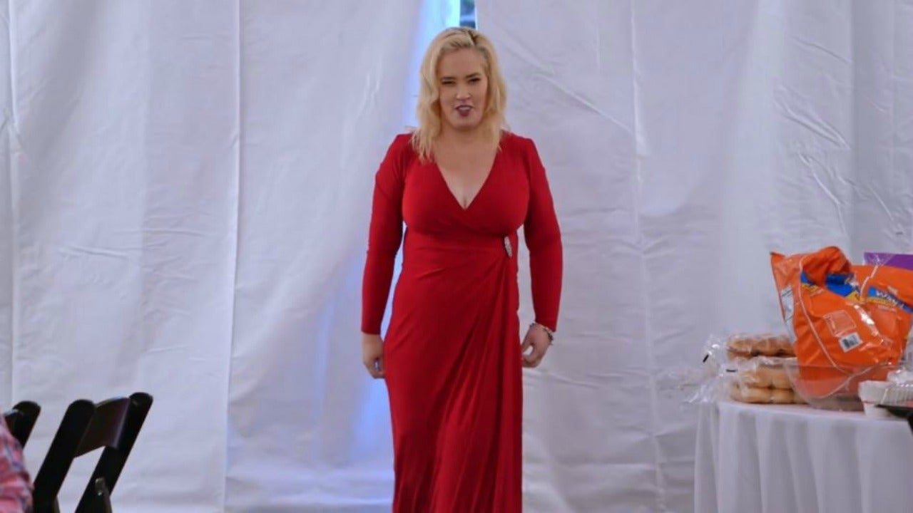 mama june in red dress Mama June Stuns in Figure-Hugging Red Dress After Shocking 300-Pound Weight  Loss