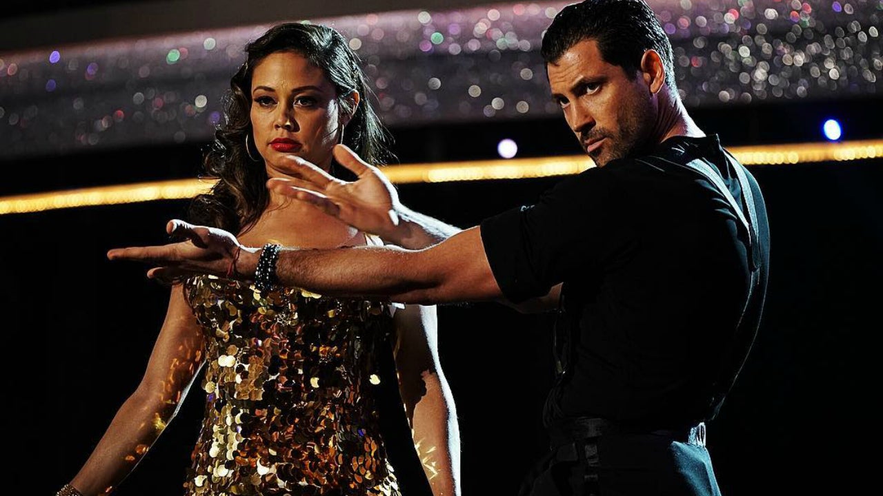 Maks Chmerkovskiy and Vanessa Lachey Hug After 'DWTS' Rehearsal