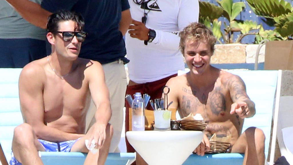 justin_bieber_spl1600929_010