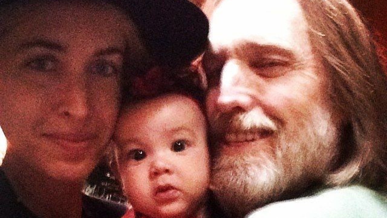 Tom Petty's Daughter AnnaKim Violette Shares Musical Memories With Her(00)