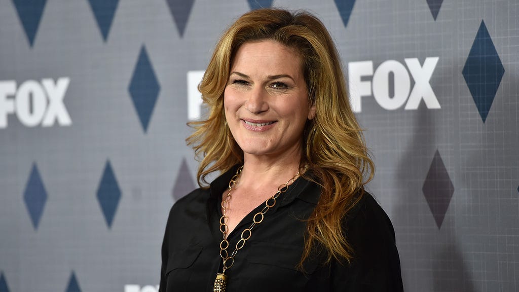 Ana Gasteyer