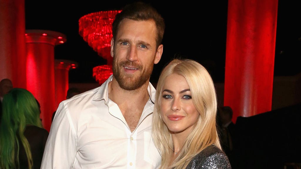 Brooks Laich and Julianne Hough