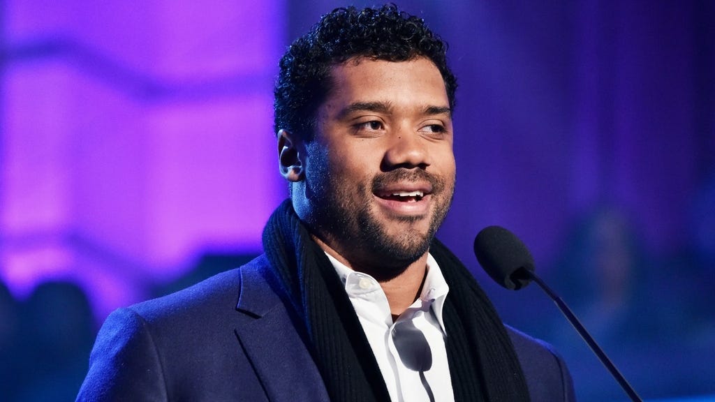 russell_wilson_gettyimages-913205866.jpg
