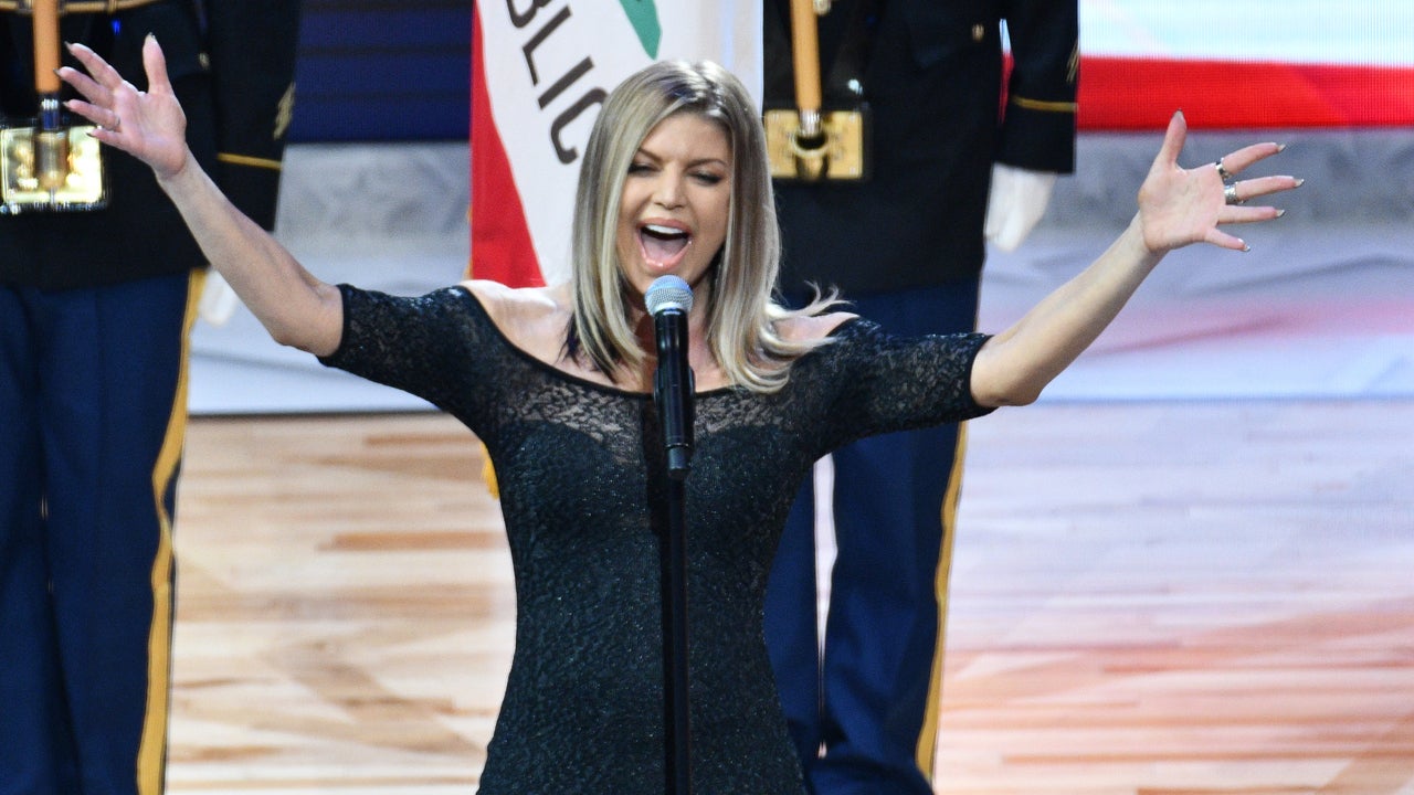 Roseanne Barr Calls Out Fergie's NBA AllStar Game National Anthem 'I