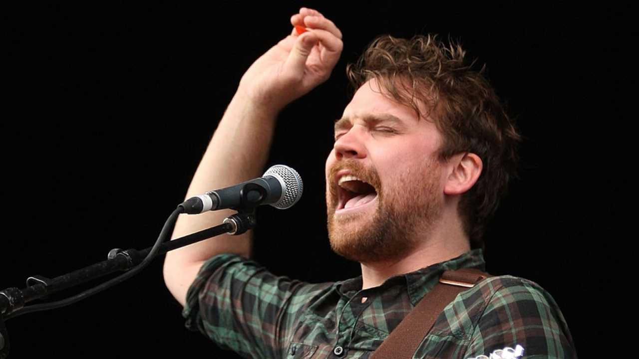 Scott Hutchison, Frightened Rabbit Singer, Found Dead at 36 ...