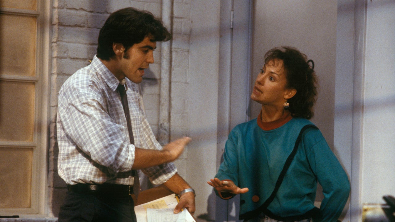 Laurie Metcalf Recalls the Worst Part of Having Clooney Play Her