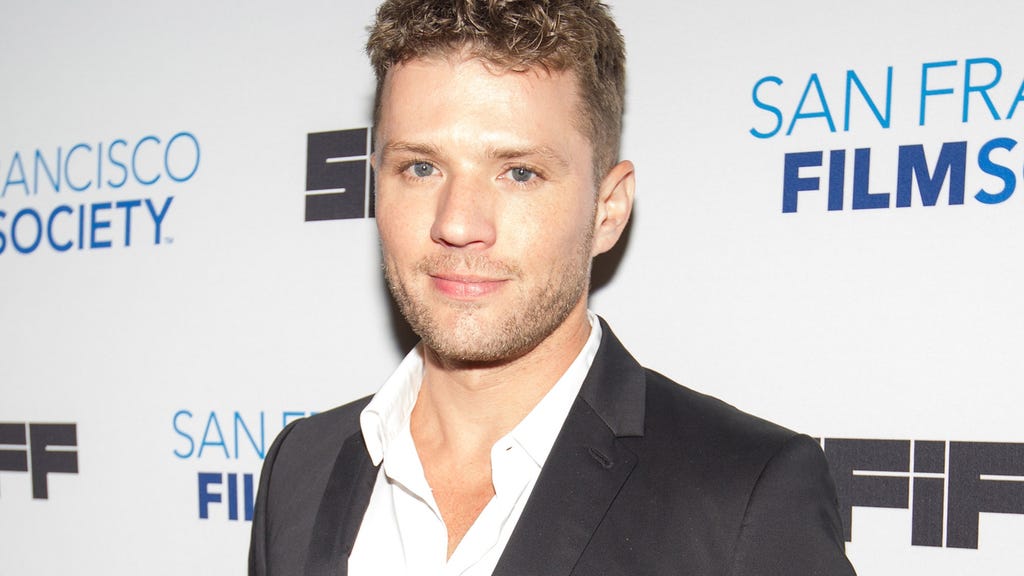 RYAN_PHILLIPPE_gettyimages-471029112.jpg
