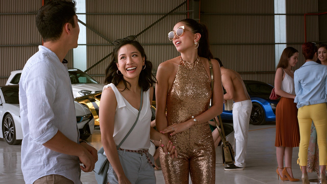 Review Its Easy to Fall in Love With Crazy Rich Asians Entertainment Tonight