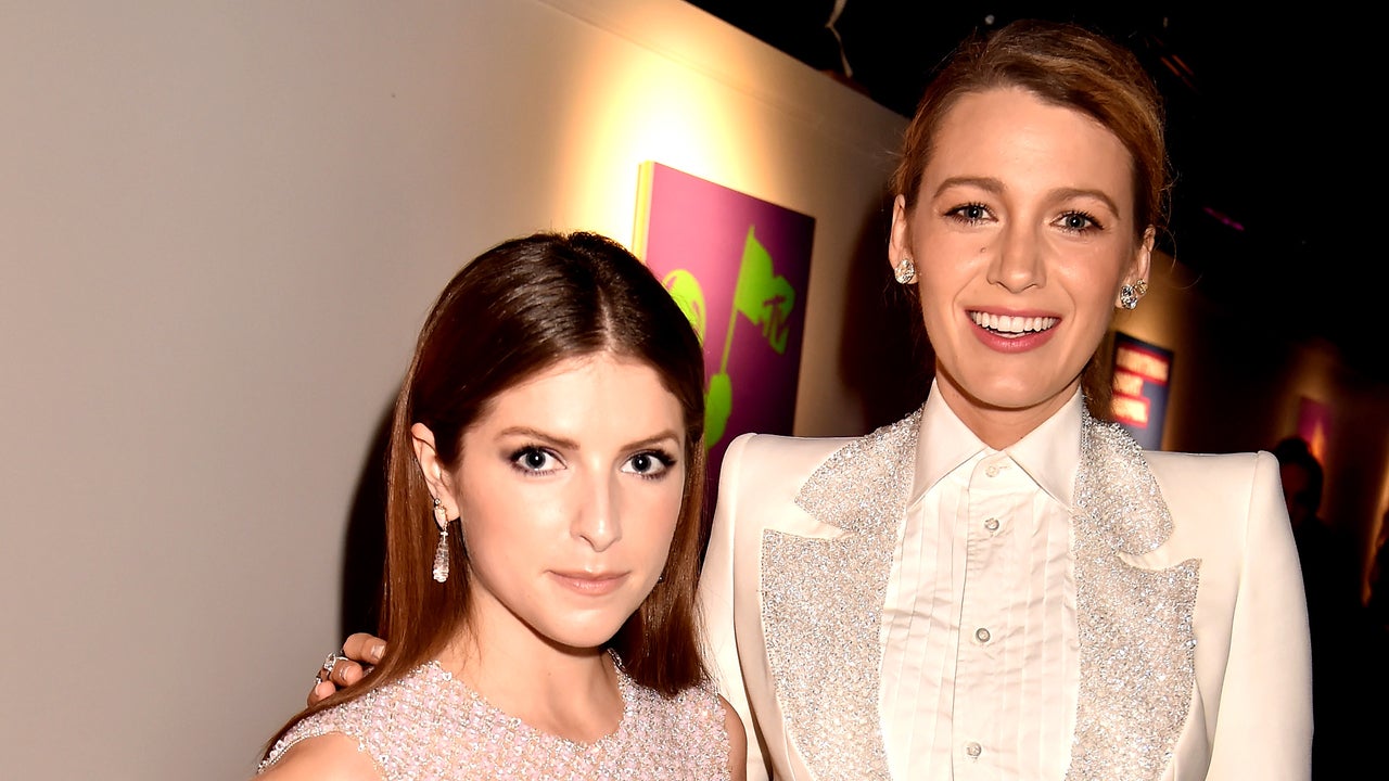 1280px x 720px - Anna Kendrick Opens Up About Her Sexuality and Her 'Freshest, Mintiest  Kiss' With Blake Lively | Entertainment Tonight