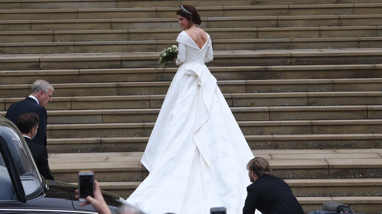 Princess Eugenie's Royal Wedding Gown Looks Out of a Fairy Tale |  Entertainment Tonight