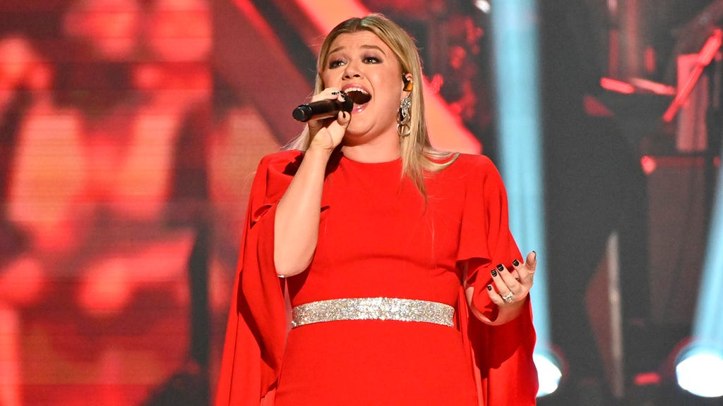 Kelly Clarkson