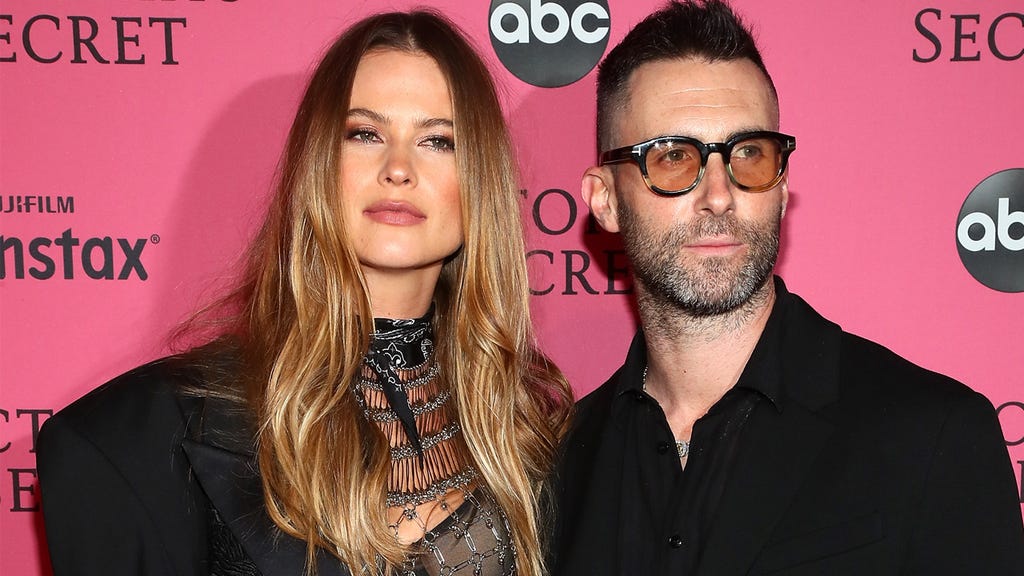 Behati Prinsloo 1280