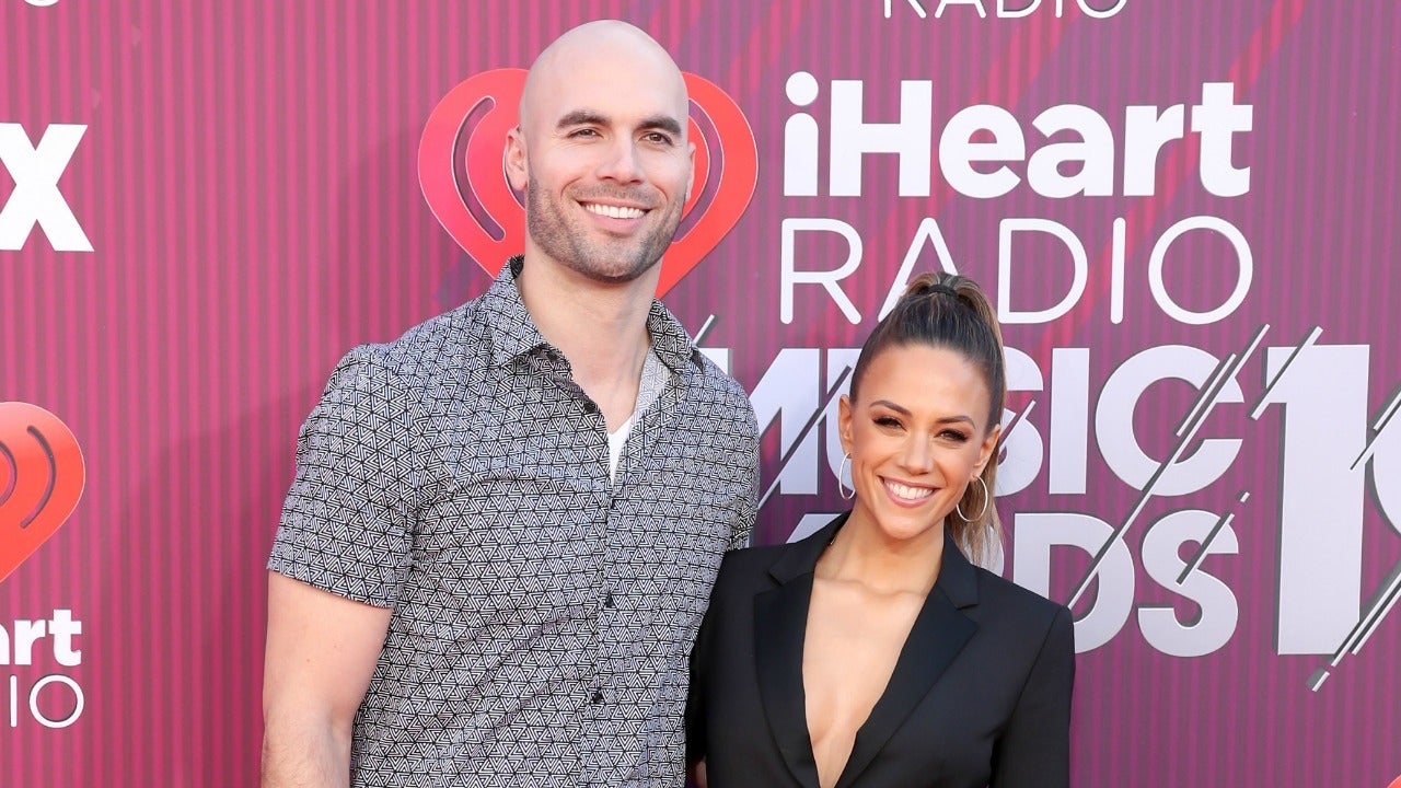 Jana Kramer and Mike Caussin Finalize Divorce Entertainment Tonight(01)